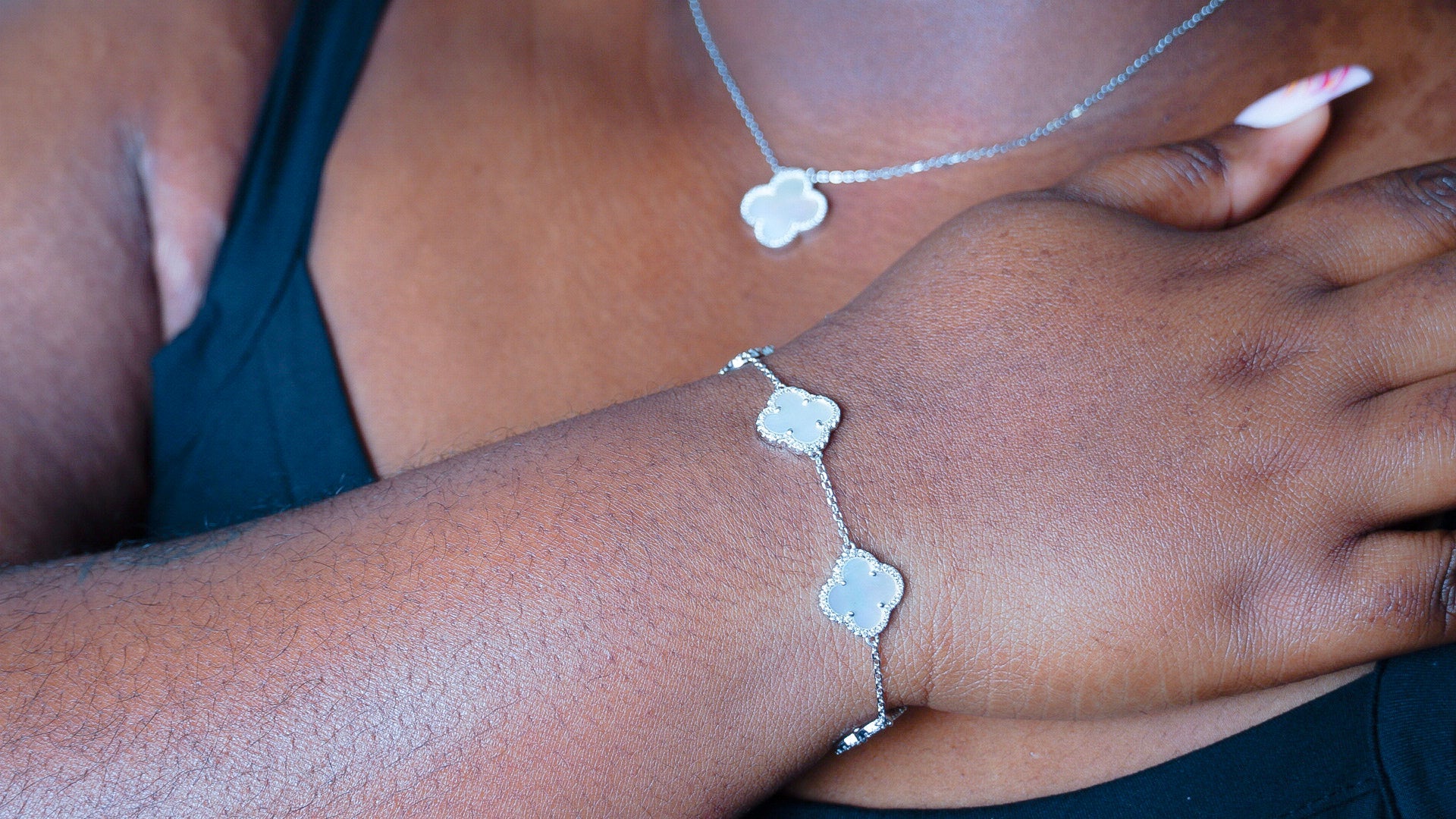 SILVER CHELLA SET Adascious Empire