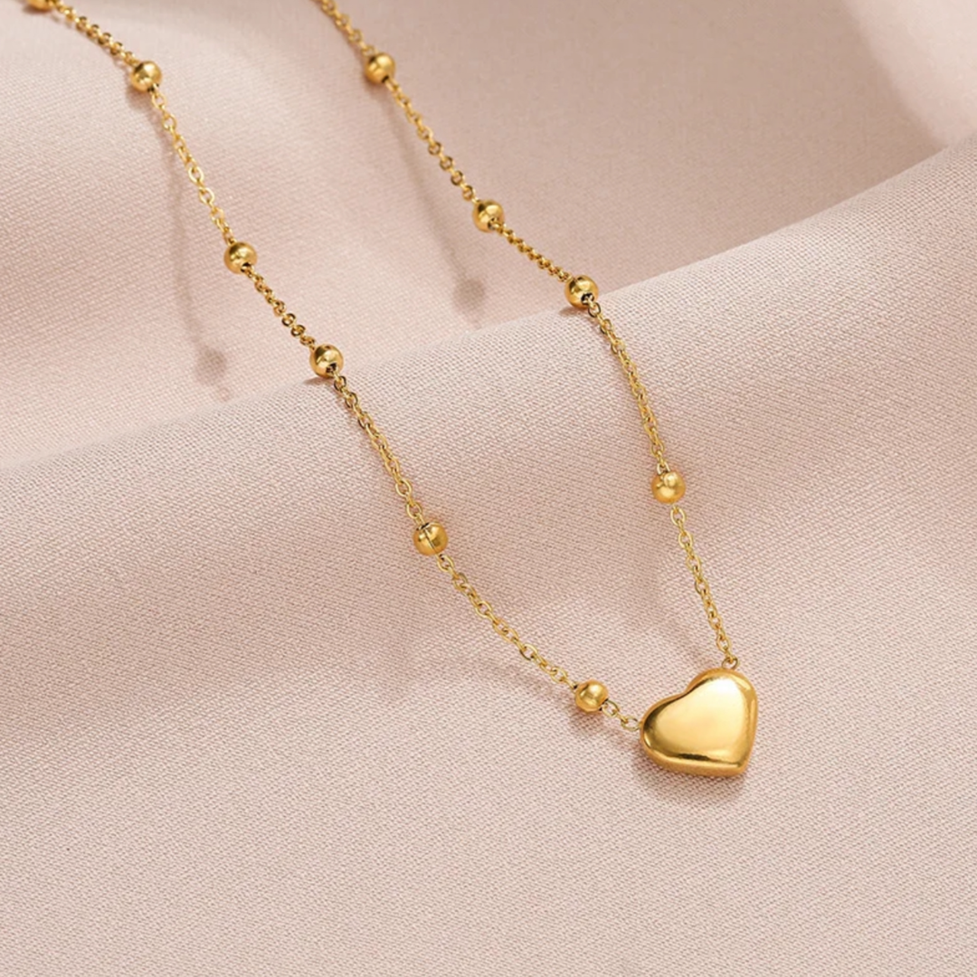 Ariella 18k Gold Love Necklace