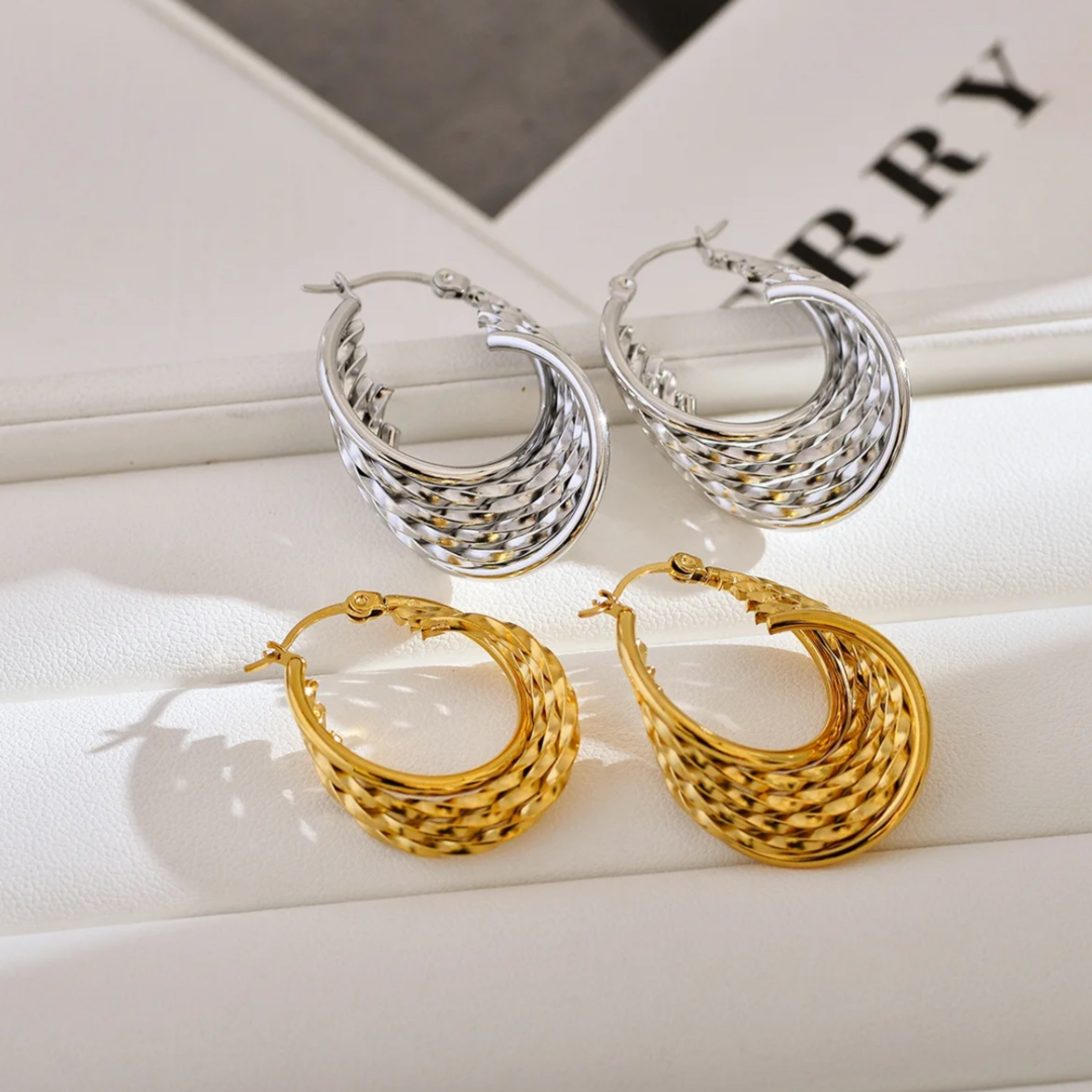 Kayla hoops earring