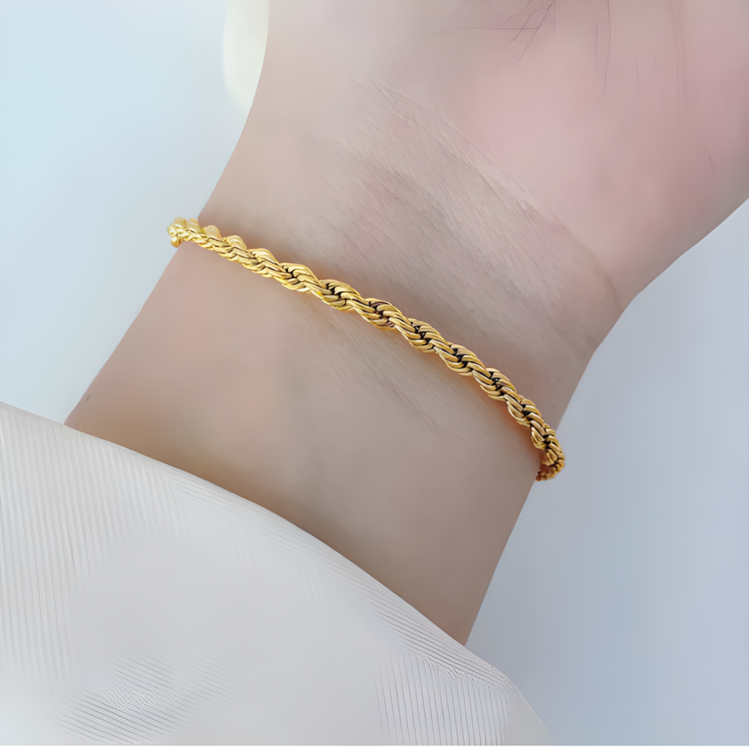 2mm Scarlett 18k Gold Twisted Chain Bracelet